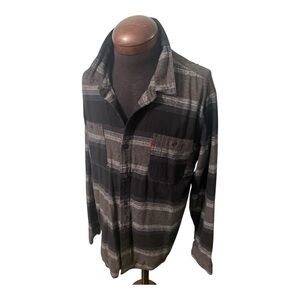 Levi’s Men’s XL Gray Black Flannel Shirt Relaxed Fit Button Down Warm Workwear